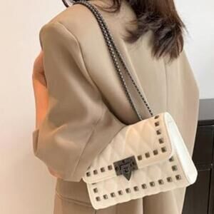 Womenโs White Studded Punk Crossbody Bag Chain Strap Vegan Leather Purse